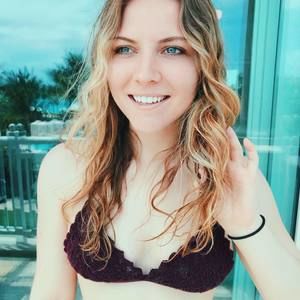 Meet your Posher, Elise